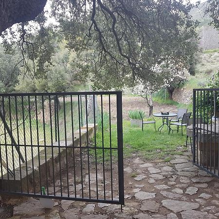 Las Encinas Йесте Екстериор снимка